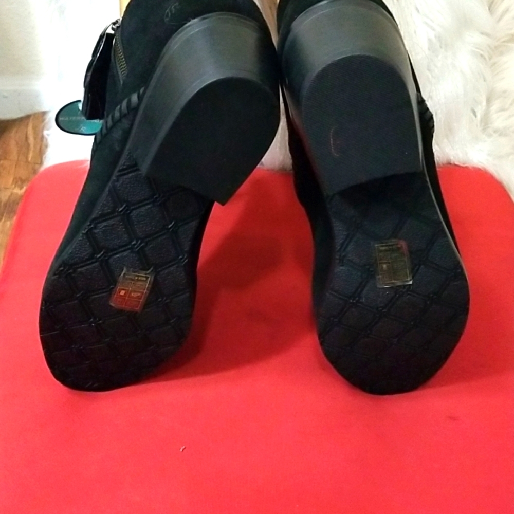 JACK ROGERS BOOTS - Picture 6 of 10